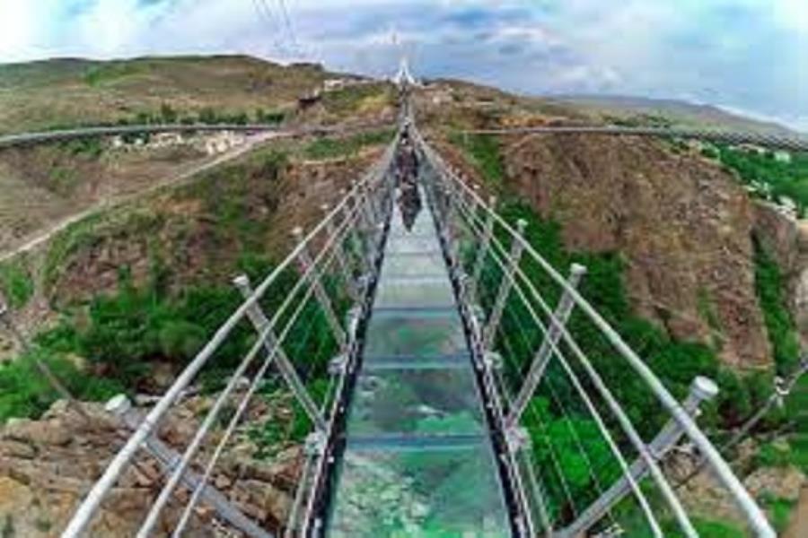 مجموعه پل معلق هیر از مزیت‌های مهم گردشگری اردبیل است